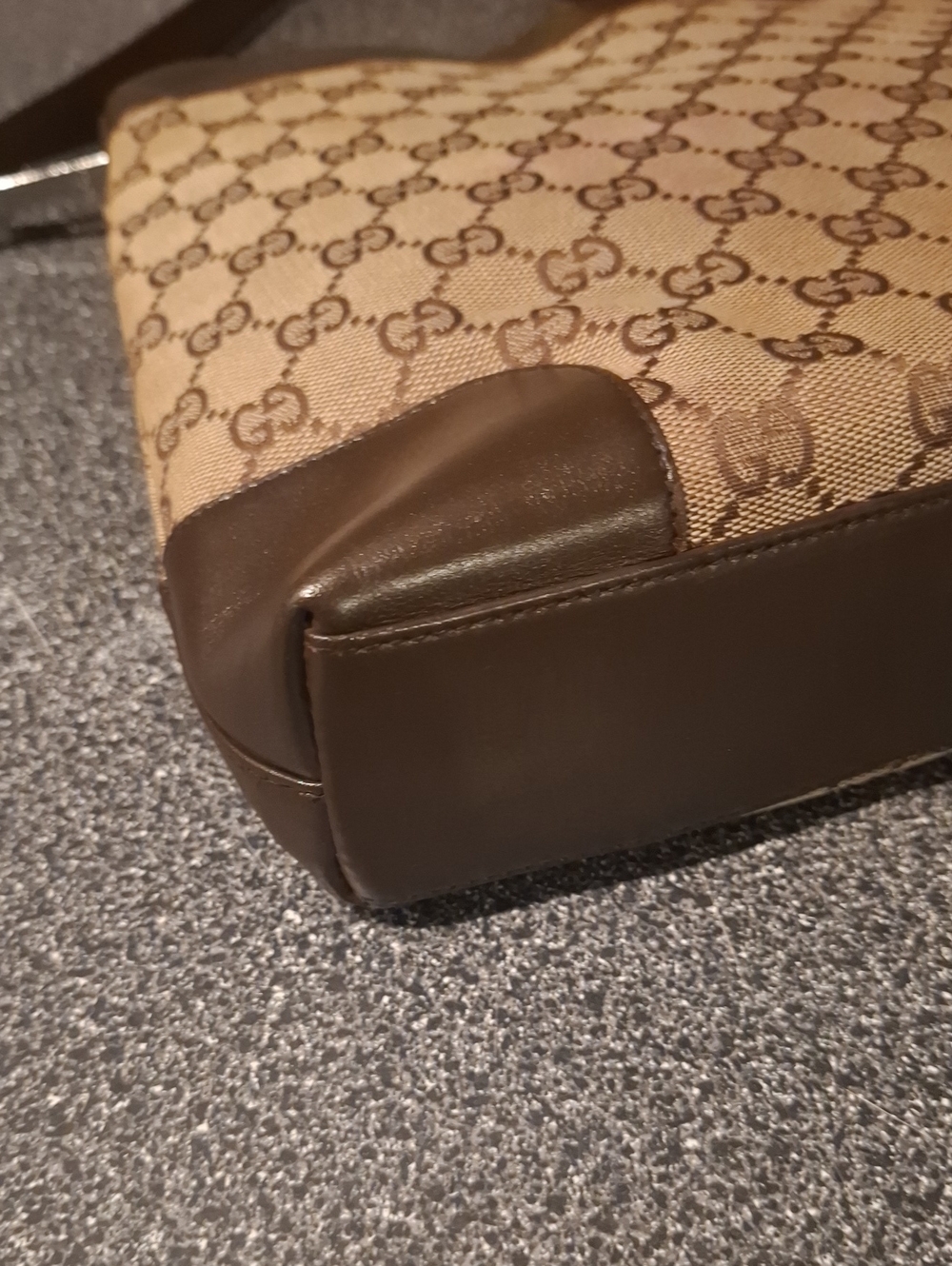 Gucci Monogram Bag - Picture 7 of 14
